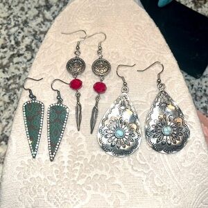 Persuasion jewelry earrings set